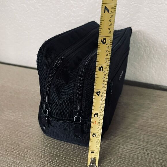 Basics Black Canvas Zipper Toiletry Bag Case - Picture 3 of 6